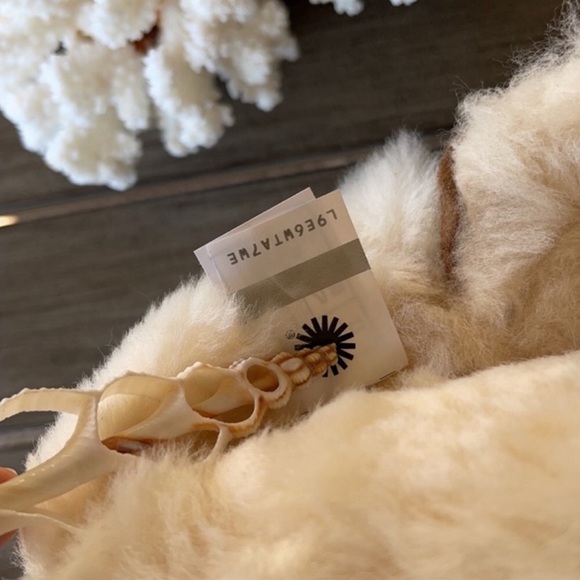 🍃🔆UGG- CLASSIC MINI TWIST BOOTS🔆🍃 - Picture 14 of 15